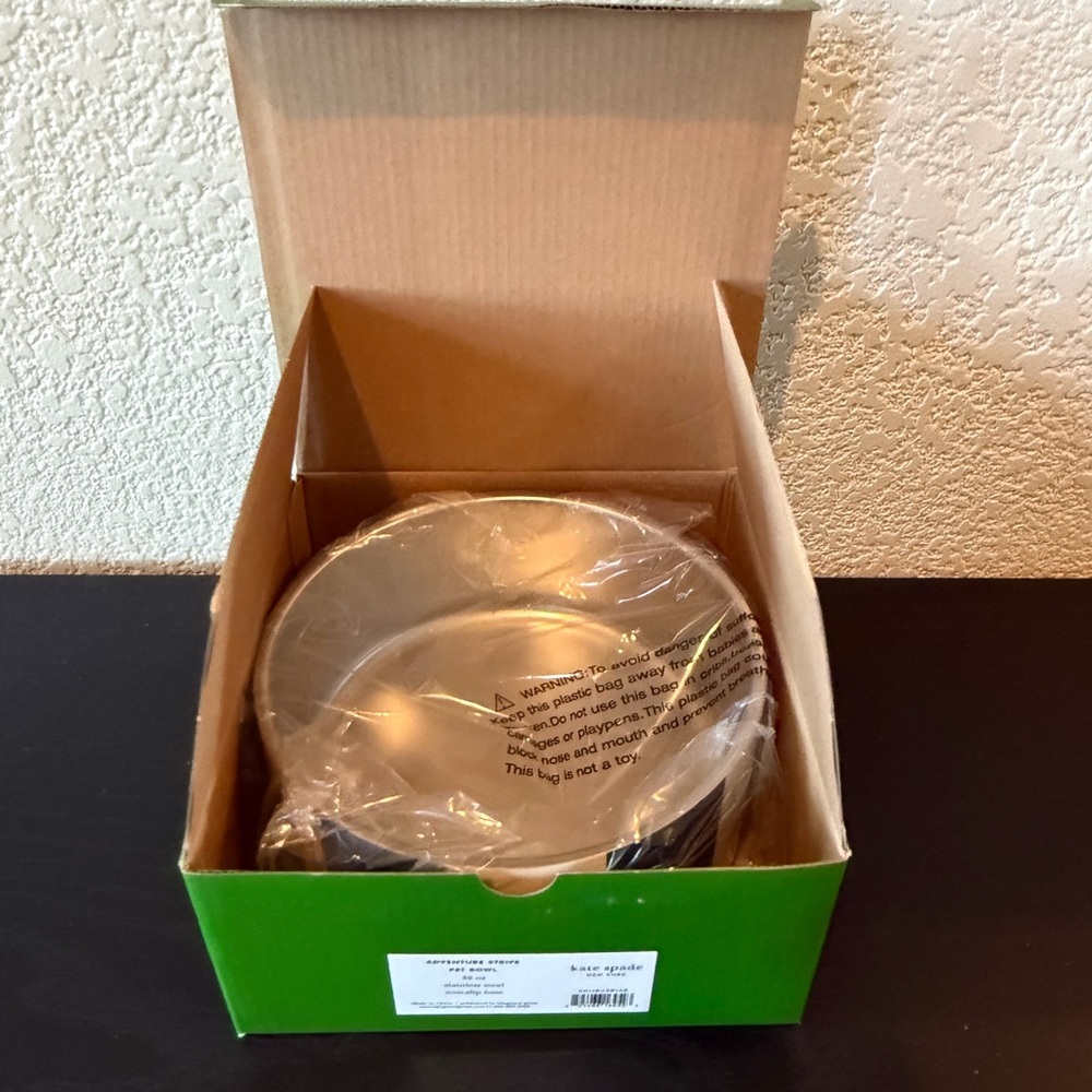 Kate Spade M/L  Adventure Stripe Pet Bowl - Picture 8 of 13